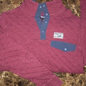 Patagonia sweater quarter button size small